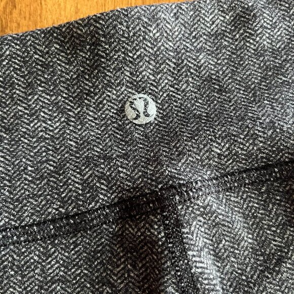 Lululemon herringbone crop leggings 6 - Picture 5 of 7